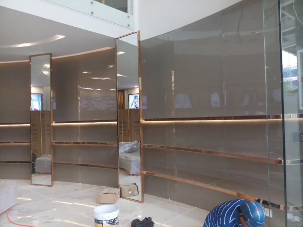 Hình ảnh nẹp inox 304 trang trí sau khi hoàn thiện