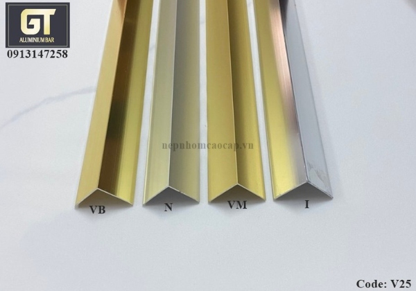 Nẹp chữ V có thiết kế với hai cạnh vuông góc đều nhau